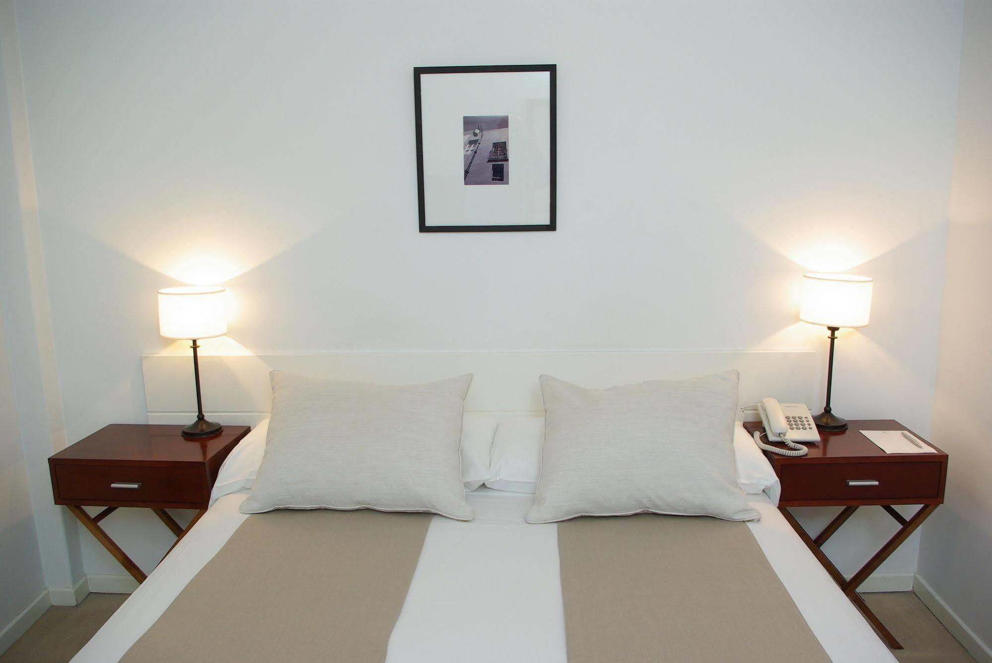 Loi Suites Arenales Μπουένος Άιρες Δωμάτιο φωτογραφία